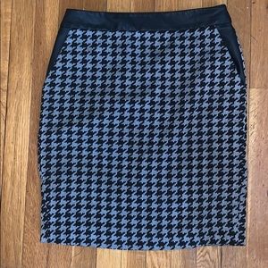 Express Houndstooth Pencil Skirt